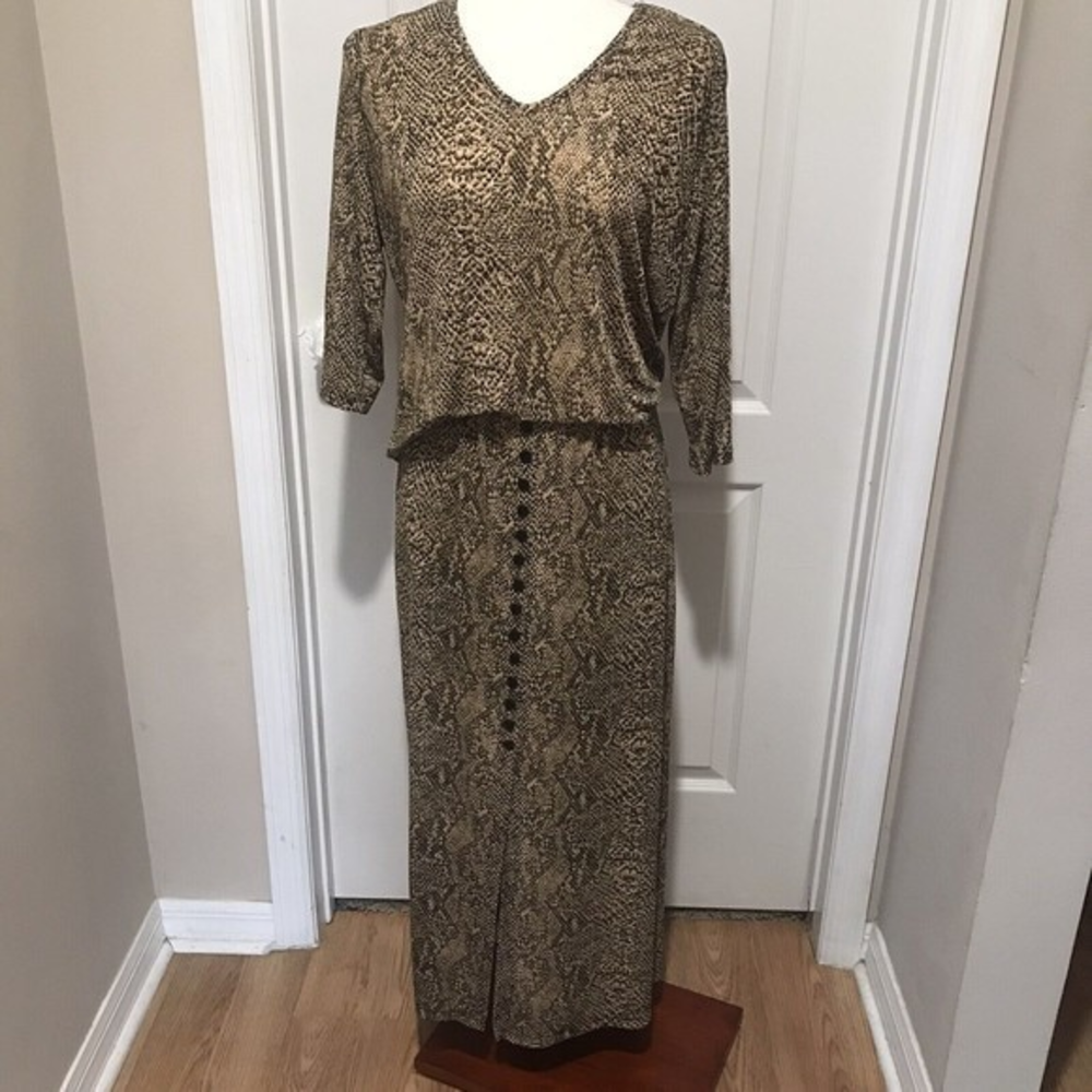 Briggs Petite WOMEN’S Medium Top‎ & Skirt Set Brown Leopard Print L/MP